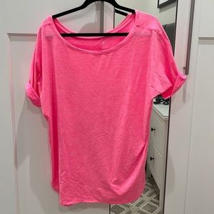 GapFit Breathe Short Sleeve Shirt